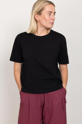 Black perfect t-shirt